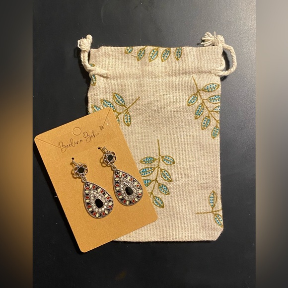 Boho Blackjack Large rhinestone teardrop earrings - Picture 1 of 6